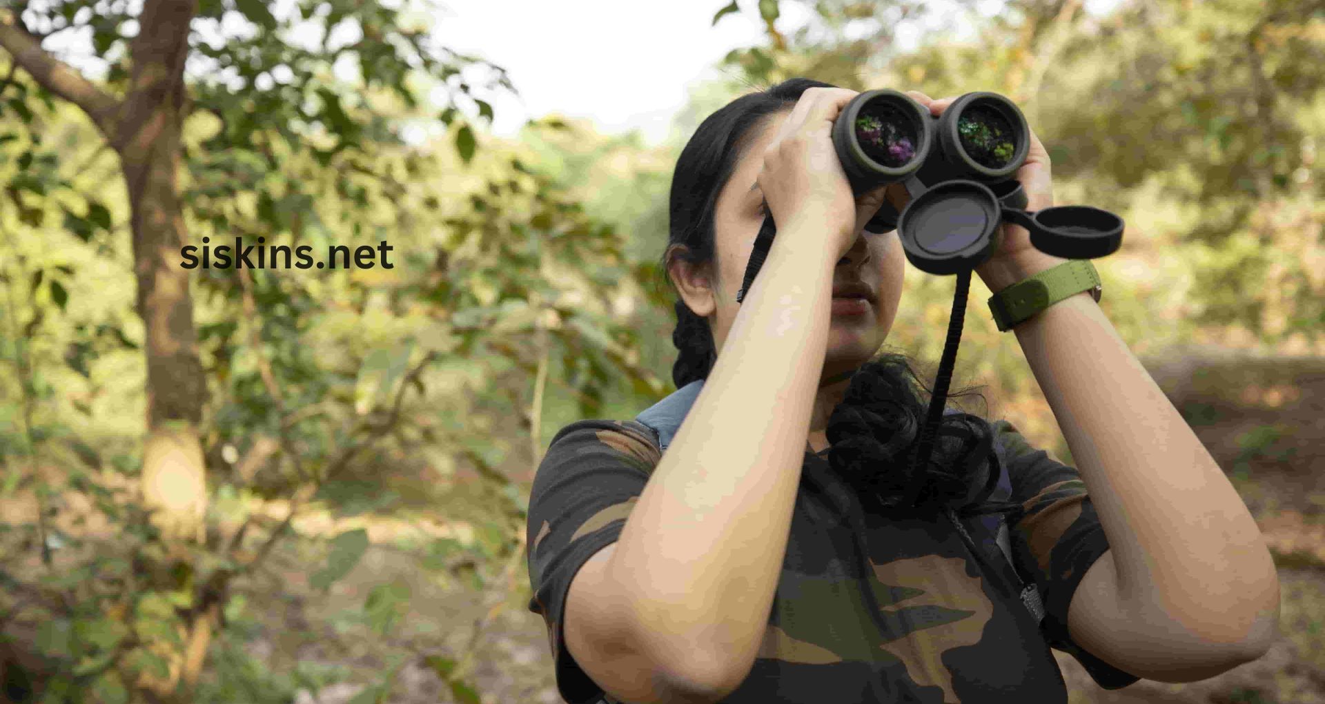 What is the Best Outdoor Gear for Birdwatchers?